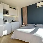Beaux Arts - *proche Centre *clim *balcon Appartement