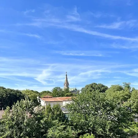 Beaux Arts - *proche Centre *clim *balcon