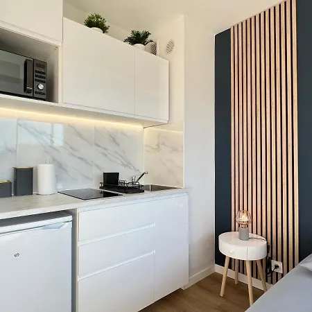 Beaux Arts - *proche Centre *clim *balcon